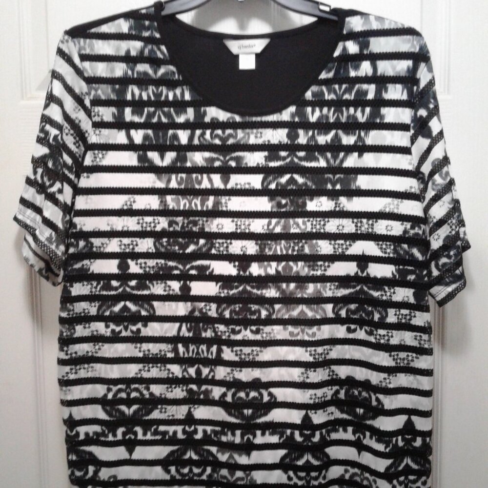 CJ Banks 2X Black/White Print Short Sleeve Shirt